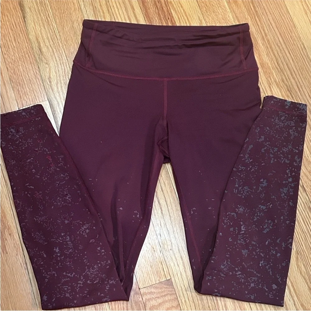 #30- $8 π LULULEMON Mid-Rise Tight Legging Speckle Shine Garnet Size 6 - Picture 2 of 4